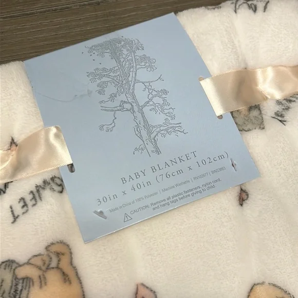 NWT! Winnie The Pooh Baby Blanket - Picture 4 of 5